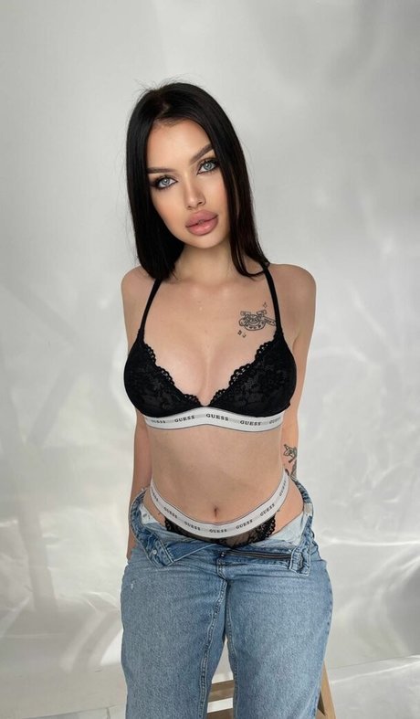 Naakte gelekte OnlyFans-foto van Baby6661666