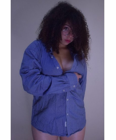 Naakte gelekte OnlyFans-foto van Poritaxd