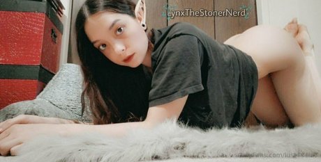 Naakte gelekte OnlyFans-foto van Lust444lav