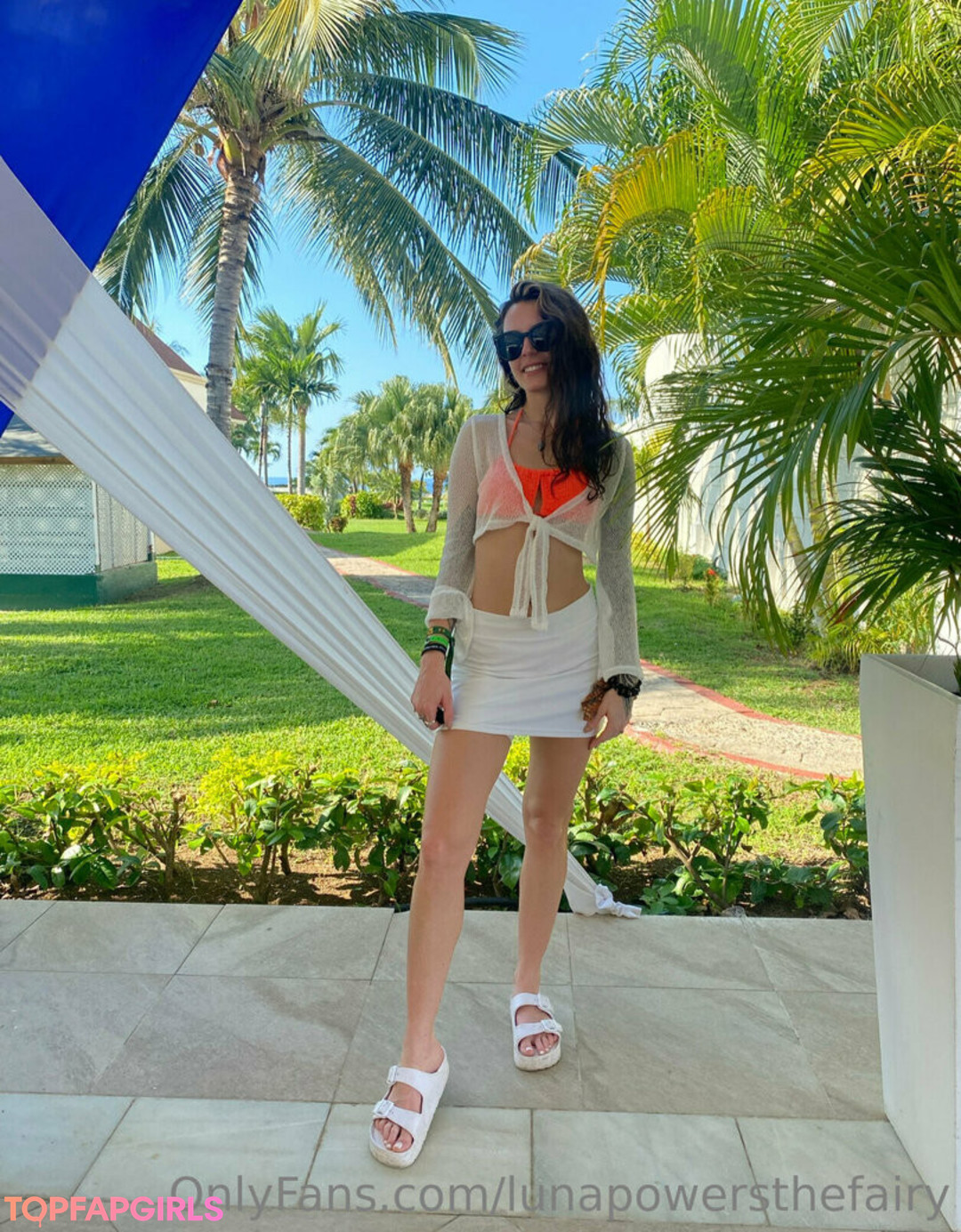 Naakte gelekte OnlyFans-foto van Lunapowersthefairy #77 Naakte gelekte OnlyFans-foto van Lunapowersthefairy #77