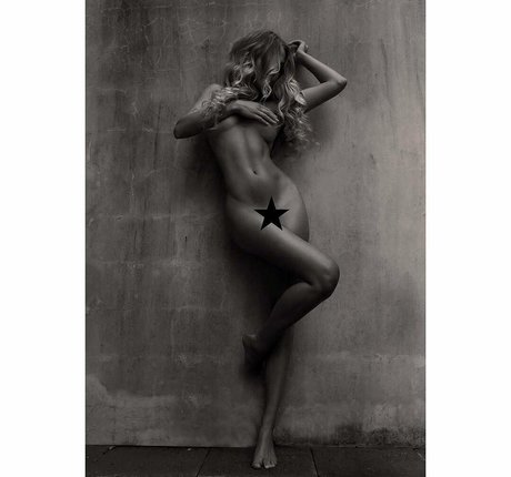 Steph Claire Smith