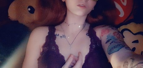 Naakte gelekte OnlyFans-foto van Deluxious