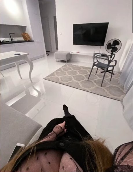 Naakte gelekte OnlyFans-foto van Annytf