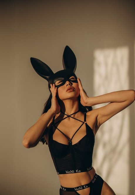 Naakte gelekte OnlyFans-foto van Linaxena