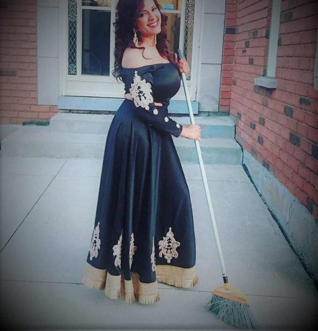 Naakte gelekte OnlyFans-foto van Minakshie Sethii #25 Naakte gelekte OnlyFans-foto van Minakshie Sethii #25