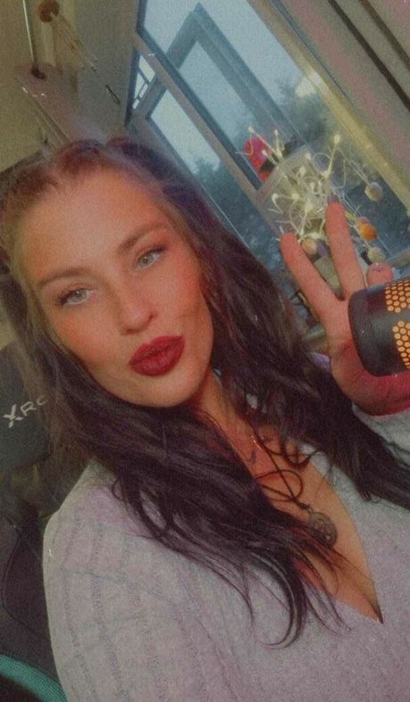 Naakte gelekte OnlyFans-foto van Missbabydoll89x