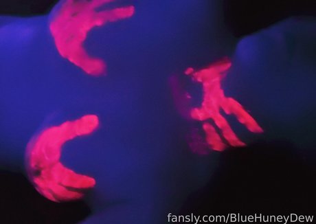 Bluehuneydew