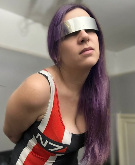 Naakte gelekte OnlyFans-foto van Sirenseductra