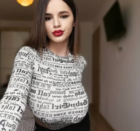 Denisa R Maria