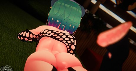 Naakte gelekte OnlyFans-foto van Loafvr