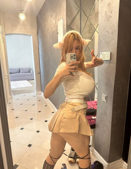 Naakte gelekte OnlyFans-foto van Kittykett