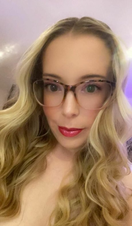 Sluttykitten4
