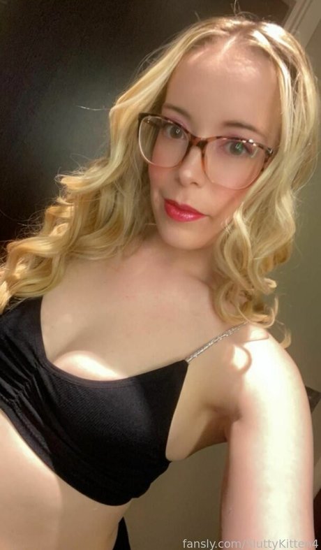 Sluttykitten4