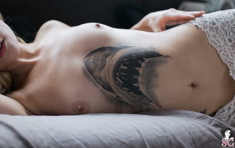 Naakte gelekte OnlyFans-foto van Teeth Sg