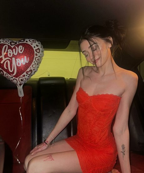 Naakte gelekte OnlyFans-foto van Kierraxxx