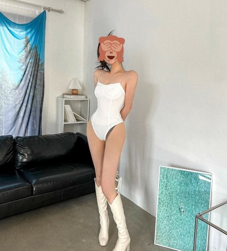 Naakte gelekte OnlyFans-foto van Auroraboots