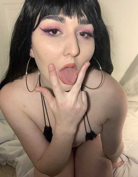Naakte gelekte OnlyFans-foto van Bunniblu