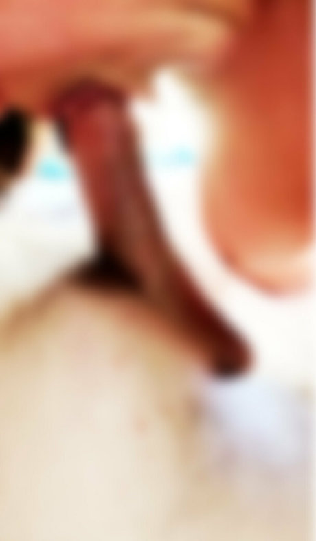 Naakte gelekte OnlyFans-foto van Shelbivigdisfree