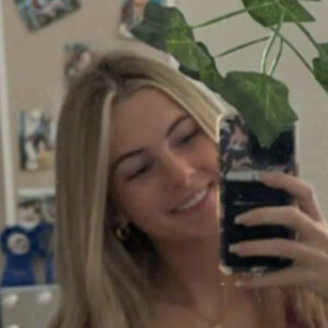 Naakte gelekte OnlyFans-foto van Itslexismith