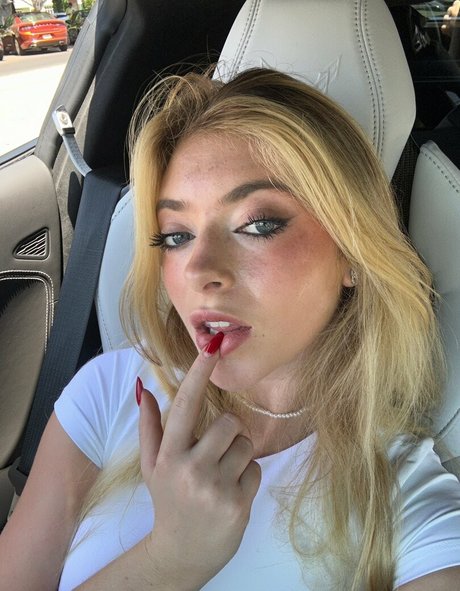 Naakte gelekte OnlyFans-foto van Rileymaetwo