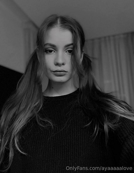 Naakte gelekte OnlyFans-foto van Ninawilliams