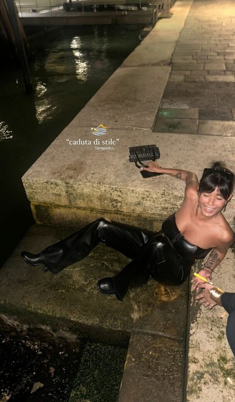 Naakte gelekte OnlyFans-foto van Mynameisfrancescabiella