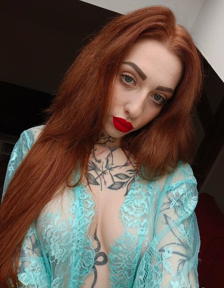 Naakte gelekte OnlyFans-foto van Sofikafoxx