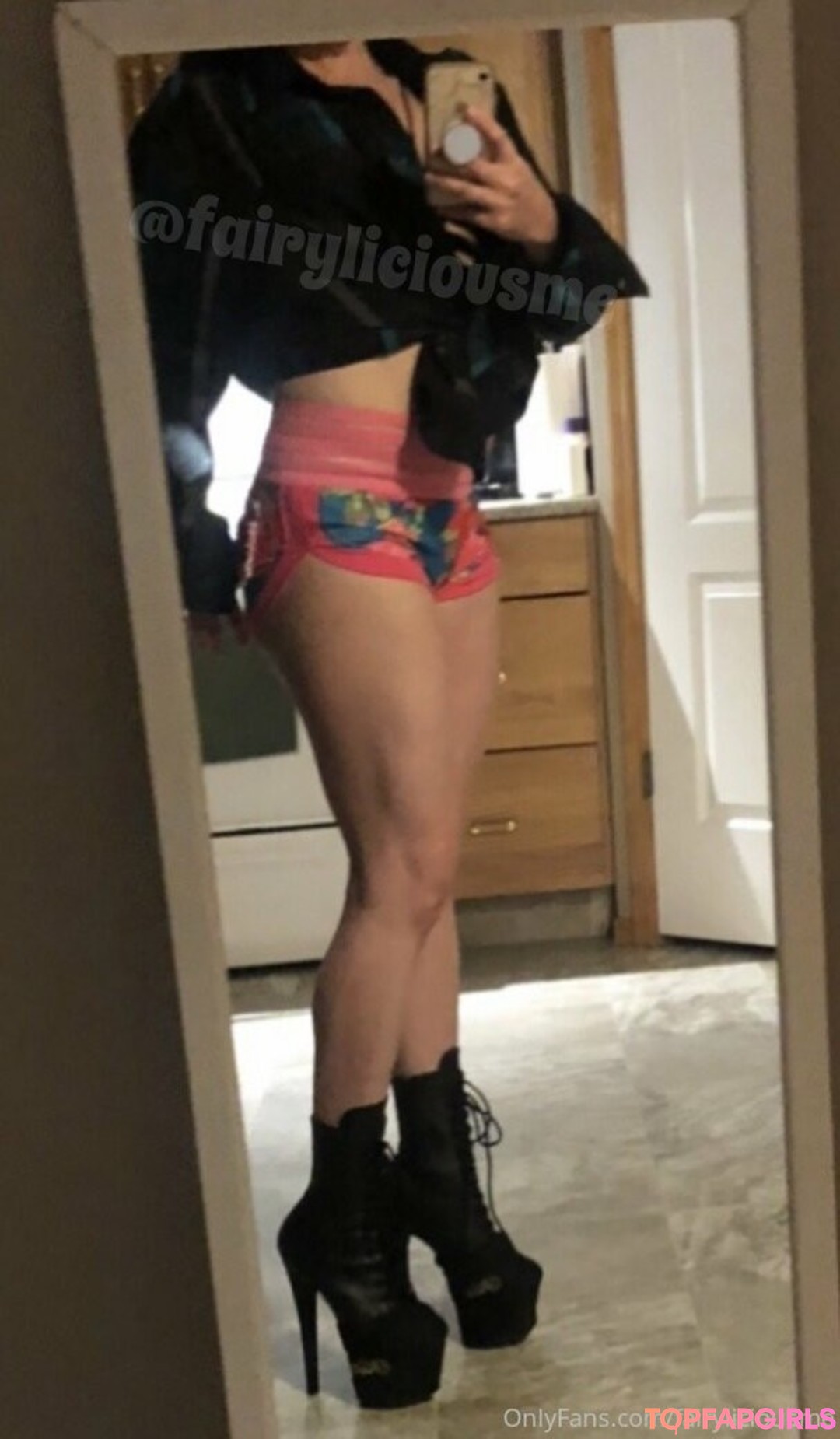 Naakte gelekte OnlyFans-foto van Fairyliciousme #3 Naakte gelekte OnlyFans-foto van Fairyliciousme #3
