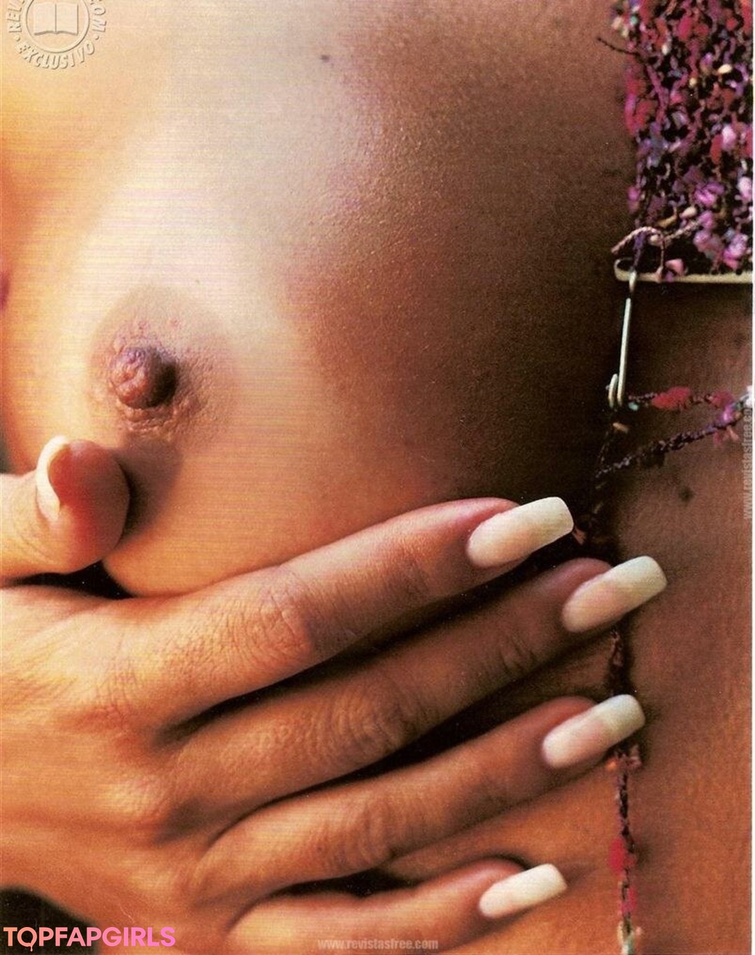 Naakte gelekte OnlyFans-foto van Scheila Carvalho #3 Naakte gelekte OnlyFans-foto van Scheila Carvalho #3