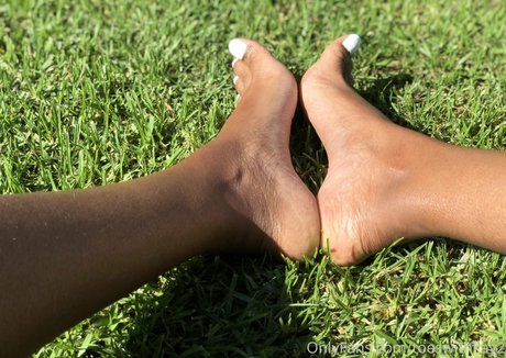 Toeswithkay2