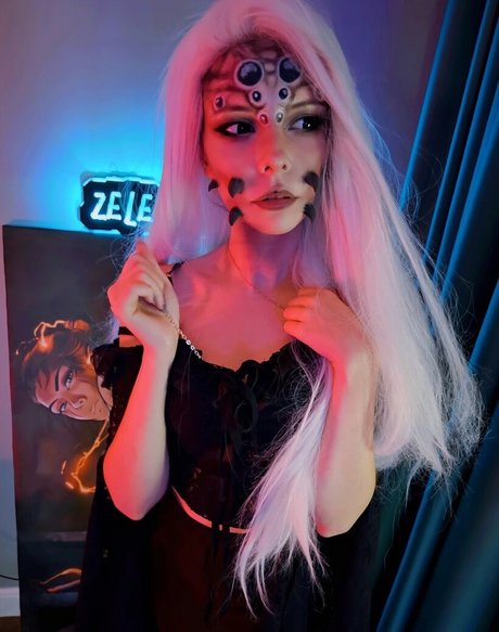 Naakte gelekte OnlyFans-foto van Zelenayazlaya