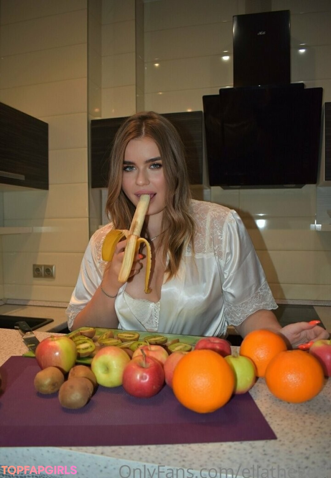 Naakte gelekte OnlyFans-foto van Ameliadiaz #3 Naakte gelekte OnlyFans-foto van Ameliadiaz #3