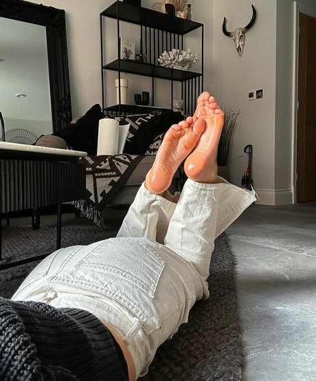 Graceful Feet