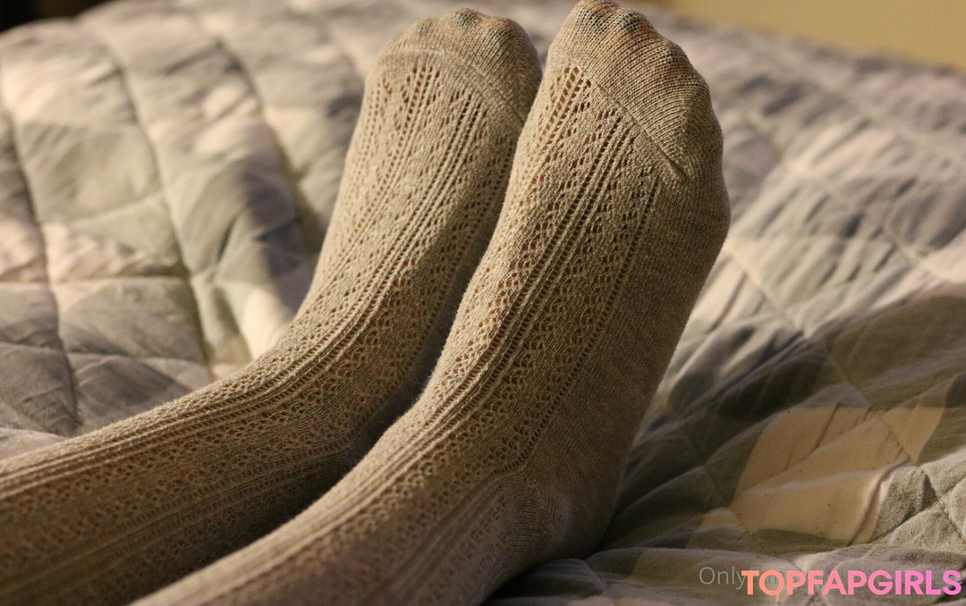 Naakte gelekte OnlyFans-foto van Msfeetsie #10 Naakte gelekte OnlyFans-foto van Msfeetsie #10