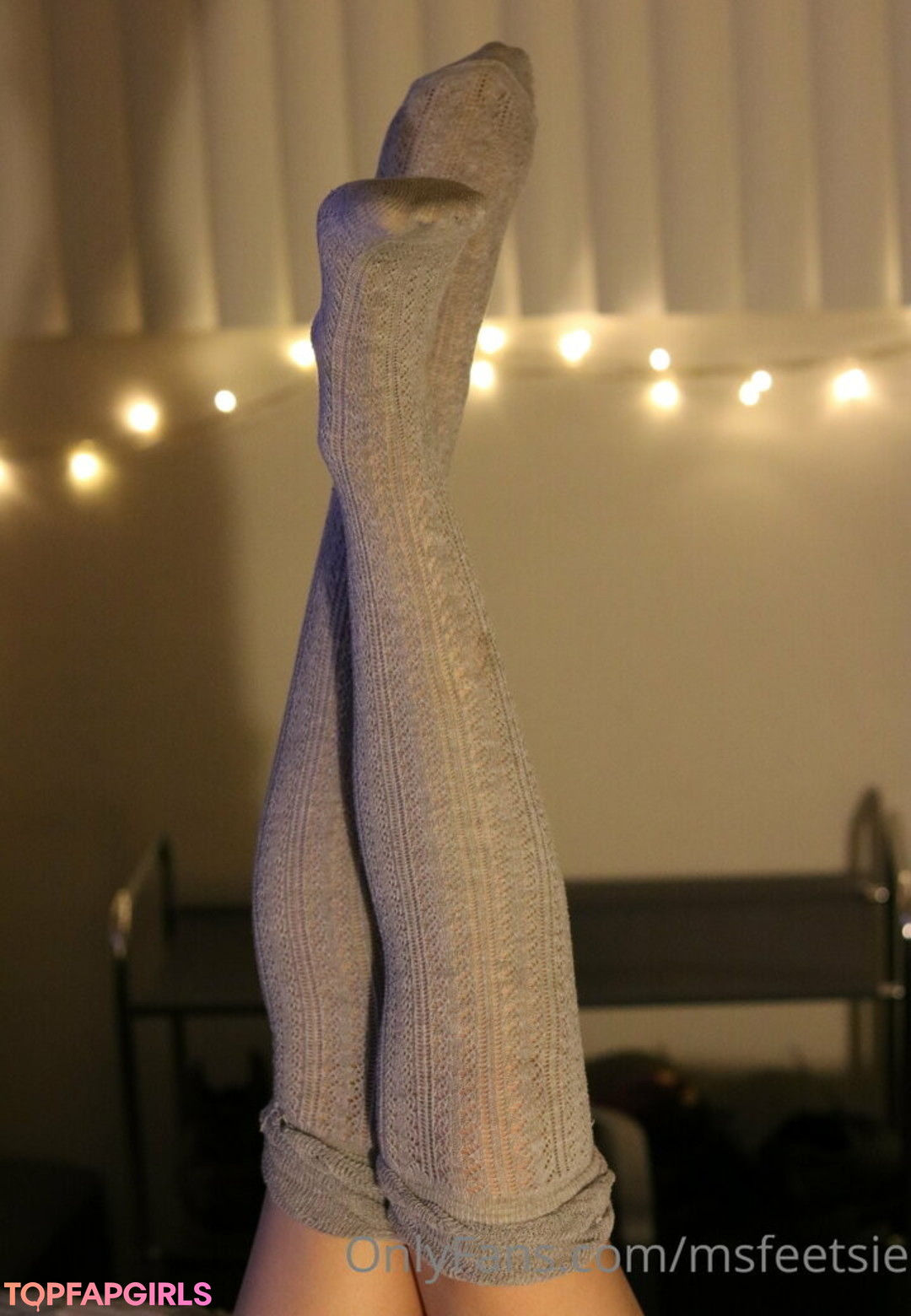 Naakte gelekte OnlyFans-foto van Msfeetsie #16 Naakte gelekte OnlyFans-foto van Msfeetsie #16