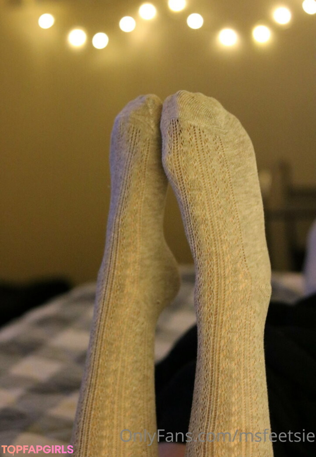 Naakte gelekte OnlyFans-foto van Msfeetsie #24 Naakte gelekte OnlyFans-foto van Msfeetsie #24