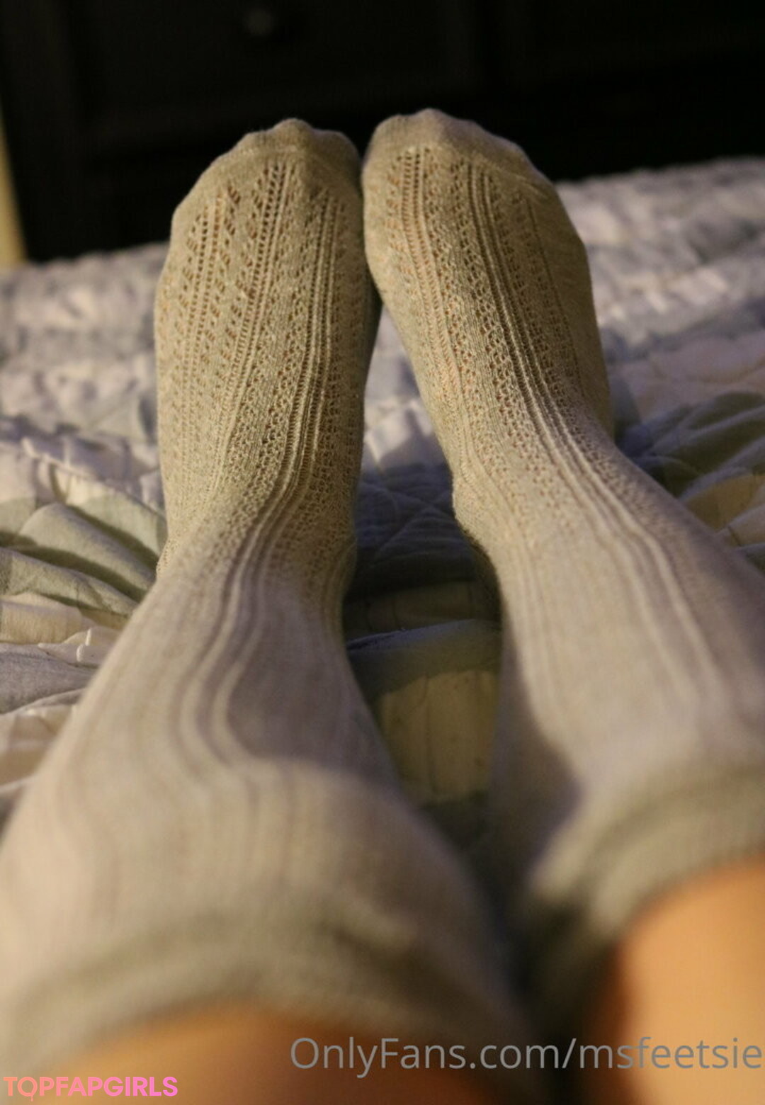 Naakte gelekte OnlyFans-foto van Msfeetsie #5 Naakte gelekte OnlyFans-foto van Msfeetsie #5