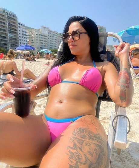 Naakte gelekte OnlyFans-foto van Hellen Portillo