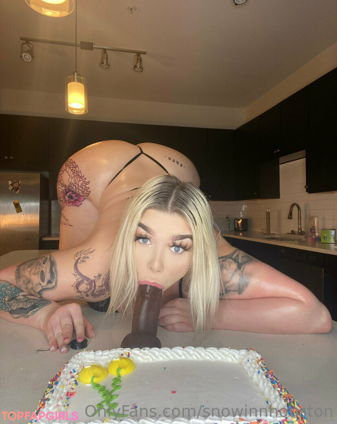 Naakte gelekte OnlyFans-foto van Snowinnhouston #46 Naakte gelekte OnlyFans-foto van Snowinnhouston #46