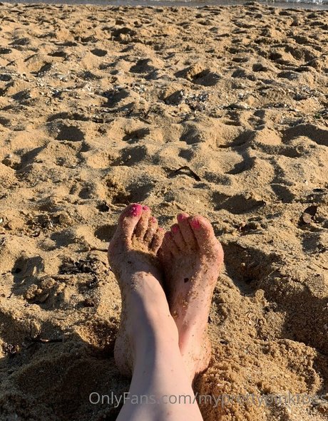 Naakte gelekte OnlyFans-foto van Myprettypinktoes