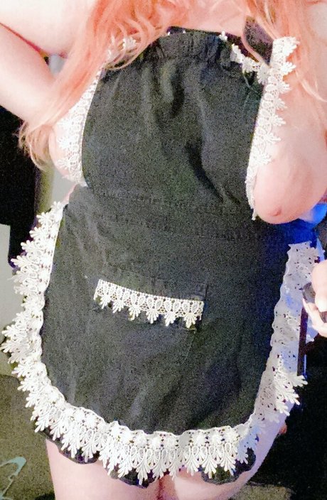 Naakte gelekte OnlyFans-foto van Chubbymilkymommy