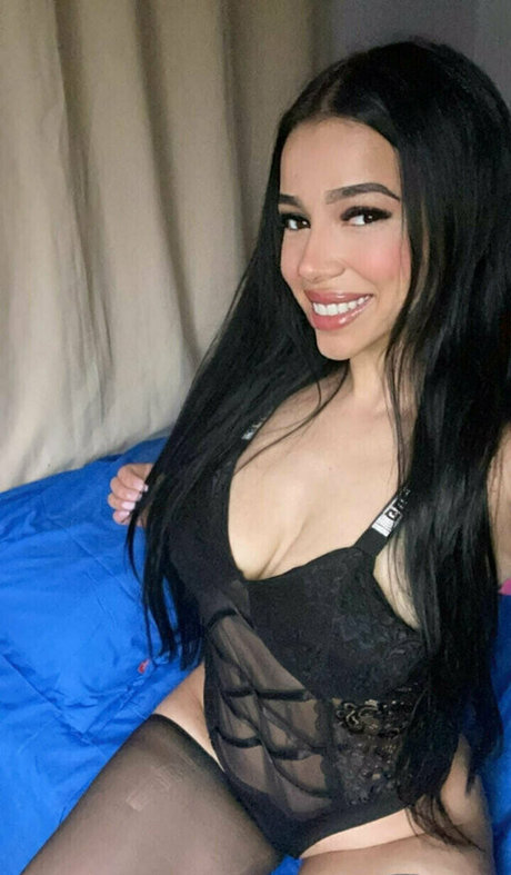 Naakte gelekte OnlyFans-foto van Iamcamillalopez