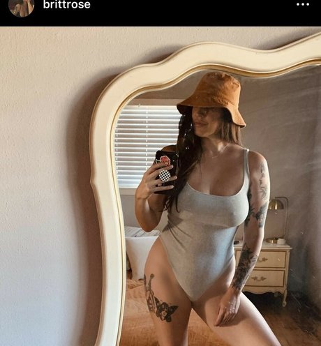 Naakte gelekte OnlyFans-foto van Brittany Rose Bush
