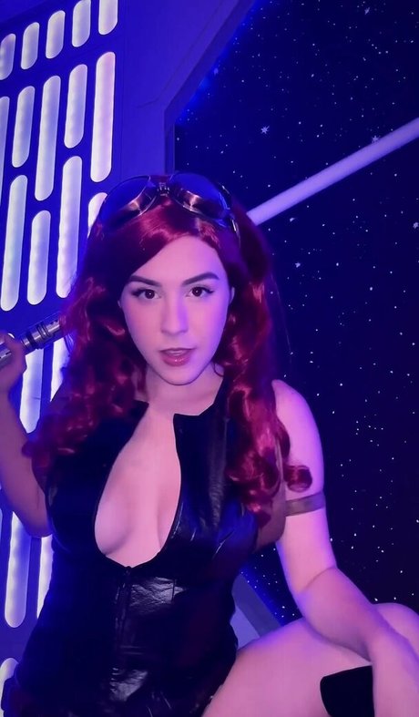 Naakte gelekte OnlyFans-foto van Chanelreneexo