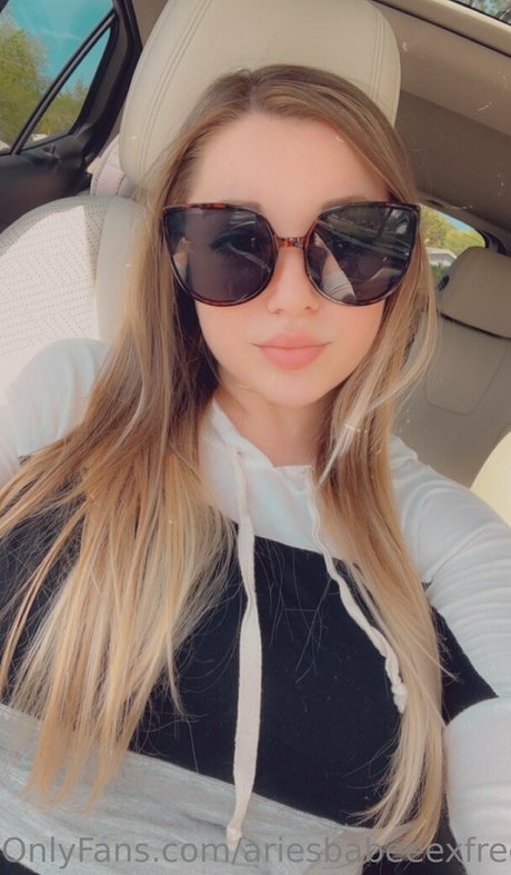 Naakte gelekte OnlyFans-foto van Ariesbabeeexfree