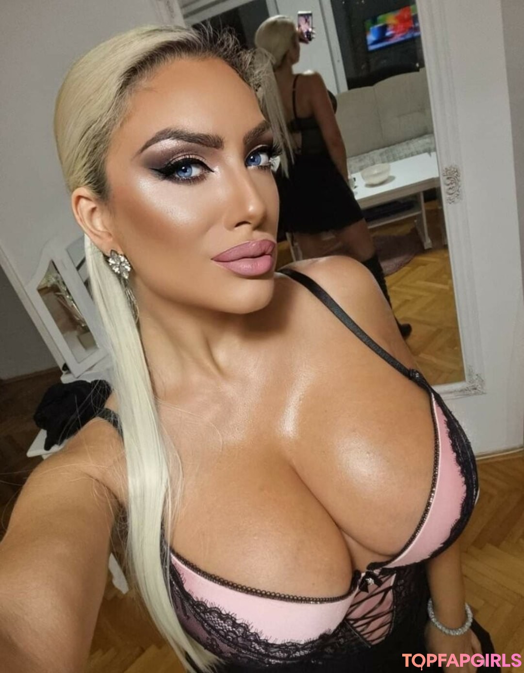 Naakte gelekte OnlyFans-foto van Tea Stosevska #13 Naakte gelekte OnlyFans-foto van Tea Stosevska #13