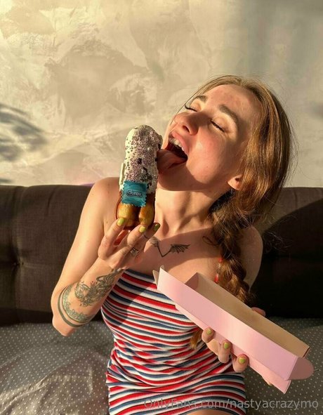 Naakte gelekte OnlyFans-foto van Nastyabrown