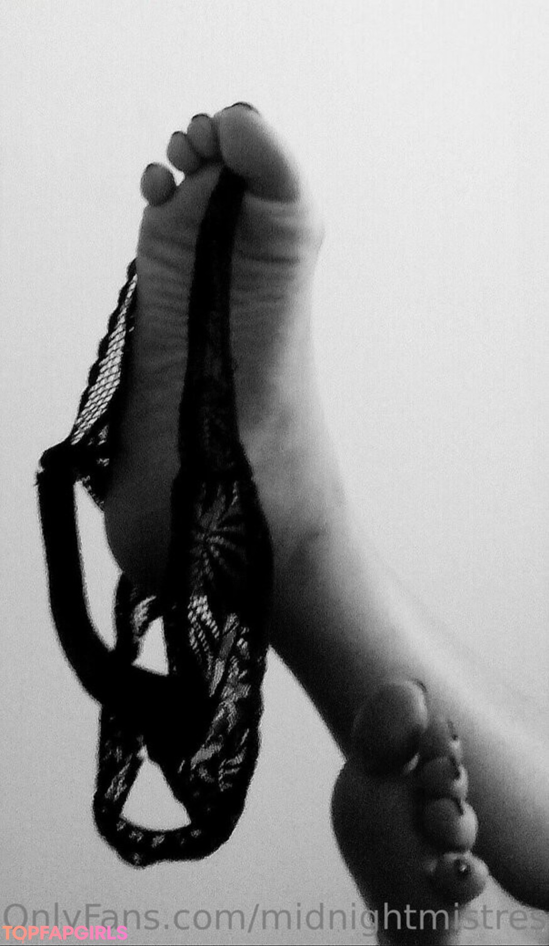 Naakte gelekte OnlyFans-foto van Midnightmistress2023 #26 Naakte gelekte OnlyFans-foto van Midnightmistress2023 #26