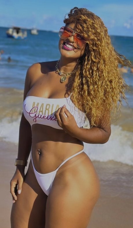 Naakte gelekte OnlyFans-foto van Lucimariasauchelli