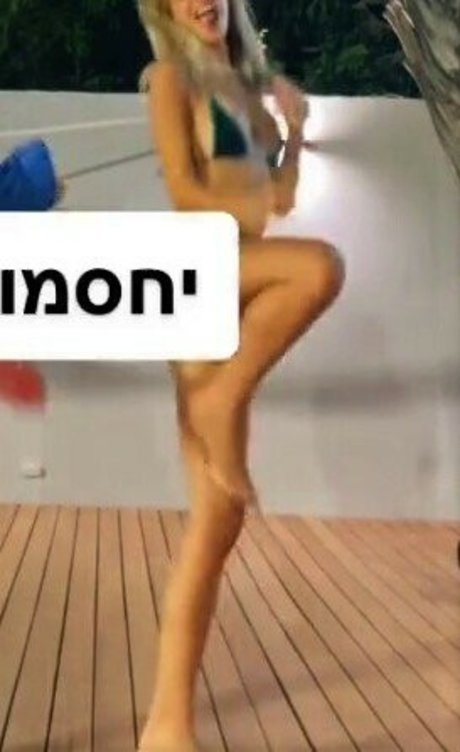 Naakte gelekte OnlyFans-foto van Roni Solan